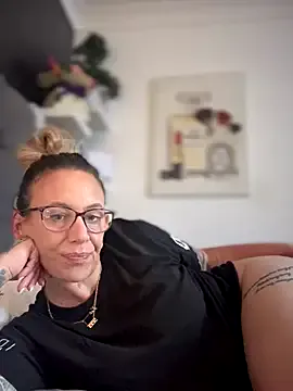 blondebitch2 Image 2