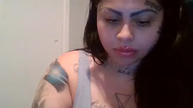 chicanachic13 Profile Image