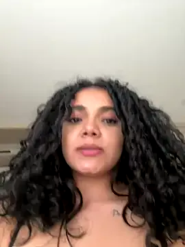 Curlyierr Image 4