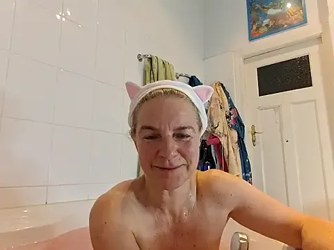 FrauleinSchmitt Image 11