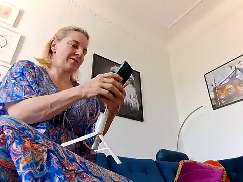 FrauleinSchmitt Image 2