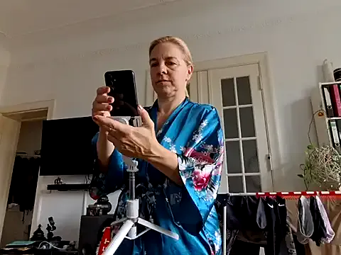 FrauleinSchmitt Image 6