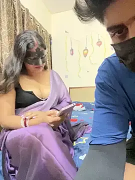 Horny_Riya_bHabhi Profile Image