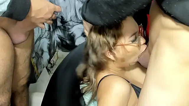 hot-threesome's Thumb Image