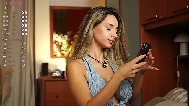 ItalianGirl Profile Image