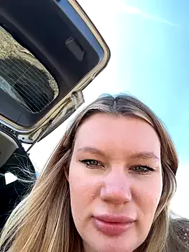 justmilaa Image 18