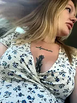 justmilaa Image 19