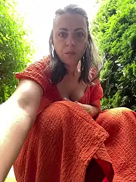 ladywithbigass Image 3