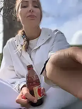 LetsFunKARINA Image 1