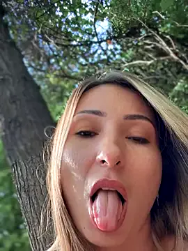 LetsFunKARINA Image 12