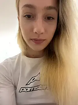 Lia__Love Image 4