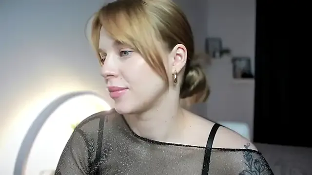 LilyFlamee Image 7