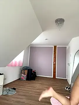 Livewithlucy Image 3