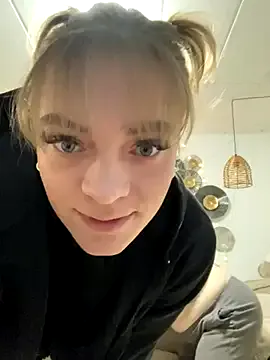 LizzyLush_ Image 17