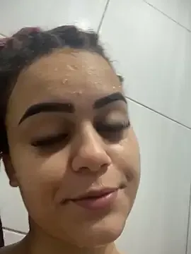 Lolacavalona Image 11