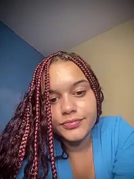 Lolacavalona Image 5