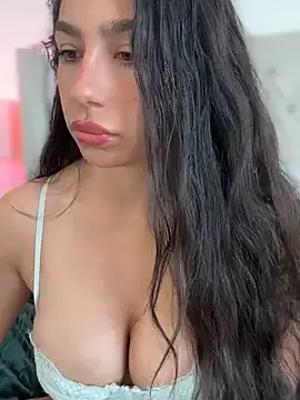 LoveLillyy Profile Image