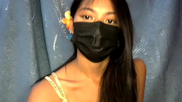 lusty_luxmi Image 2