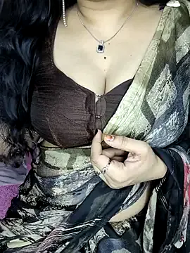 PRIYA_22 Image 12