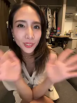 rena_rena_rena Profile Image