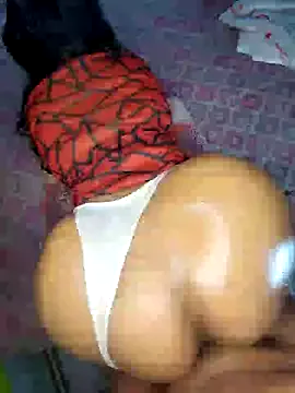 sara_ass69 Image 2