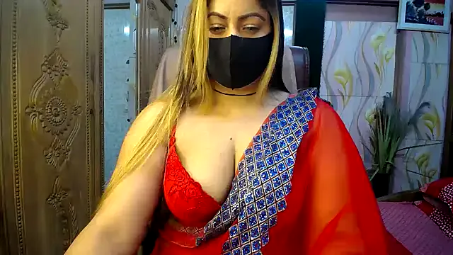 SeductiveMahira Image 16