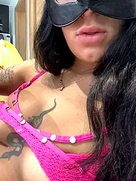 Selena38 Image 14