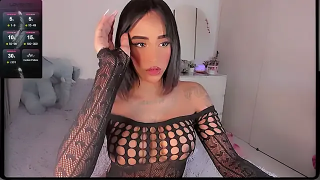 urcuttiegirl Image 16
