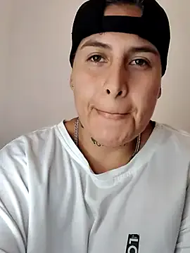 Yessi_rousse Image 6