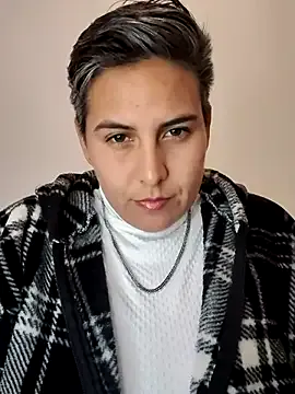 Yessi_rousse Image 8