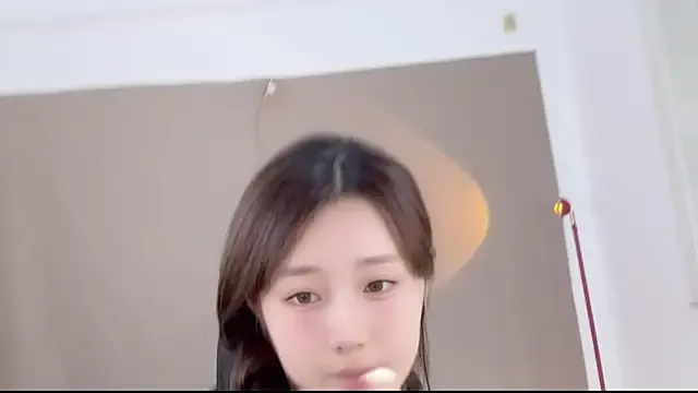 yiyi5588 Image 18